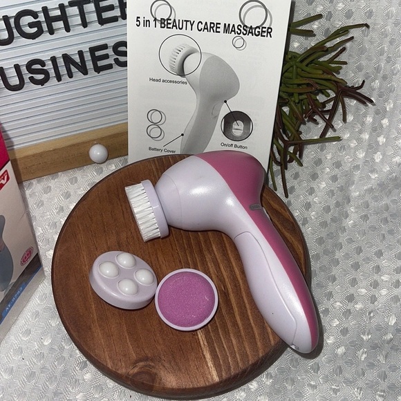 5 in 1 Beauty Care Massager New in Box with Manual But No Sponge/or Soft Sponge. - Picture 2 of 4